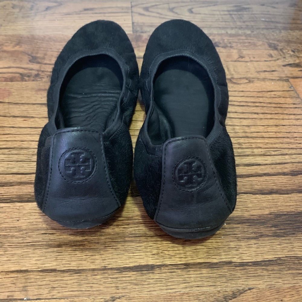 Tory Burch Eddie haircalf flats